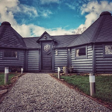 The Wizards Cauldron -Harry Potter Themed Villa Lewannick Exterior photo